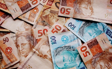 Dívida pública estabilizada só em 2023 com a reforma da Previdência