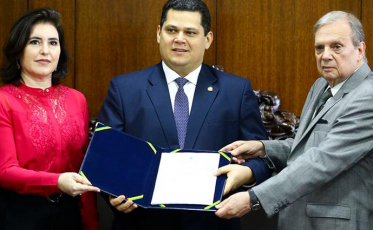 Mineiros não terão mais idade mínima para aposentadoria