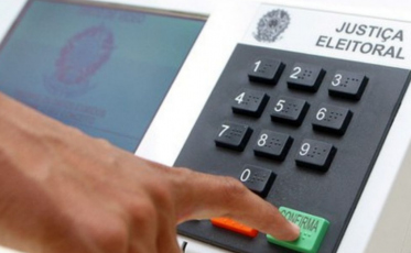 Debandada: 11 governadores deixam cargos de olho nas eleições