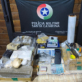 Operação apreende mais de 38 kg de drogas e prende dois homens em Imbituba