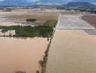 RESUMO: Ciclone causa alagamentos e deixa desabrigados em SC 