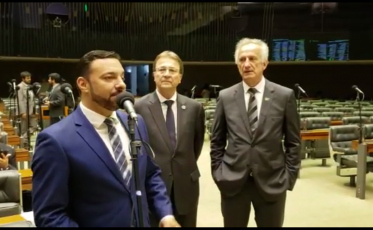 Empresários da Amrec prestigiados na Câmara Federal