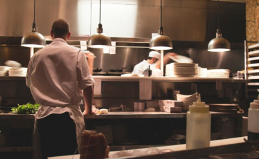 De portas fechadas: as dificuldades dos restaurantes em meio aos decretos 