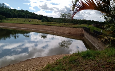 Prefeitos cobram de secretário ações contra a estiagem