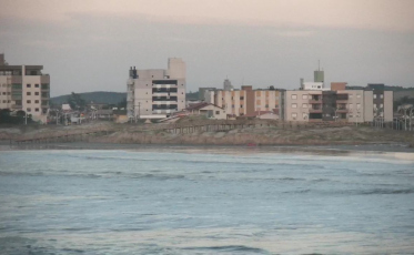 Maré alta deve provocar alagamentos no litoral sul catarinense