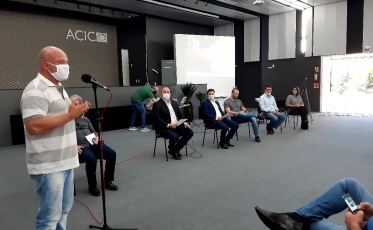 Flexibilizar ainda mais ou não, o debate na Acic