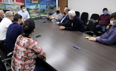 Salvaro recebe presidente da Celesc para tratar de impasse com a Coopera