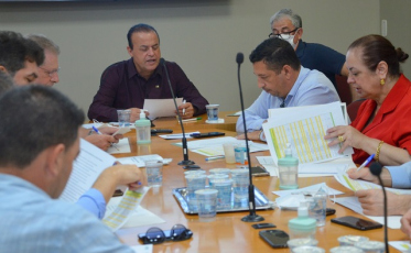 Aeroporto e turismo na pauta da reunião dos prefeitos na AMREC