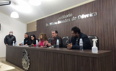 Servidores de Criciúma explanam reivindicações e repudiam falas de Salvaro 