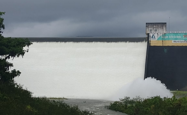 Barragem do Rio São Bento extravasa devido às chuvas; Defesa Civil monitora pontos críticos