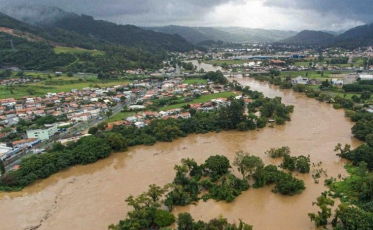 Moradores afetados pelas chuvas podem ter acesso ao FGTS