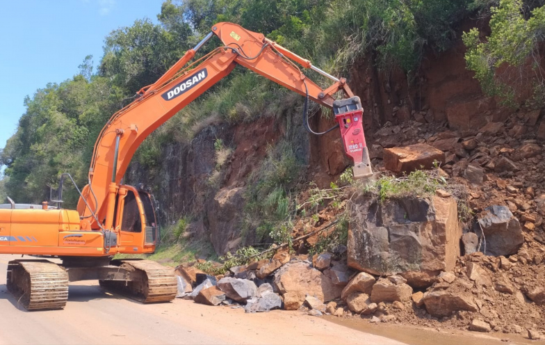 Serra da Rocinha segue interditada após novo deslizamento