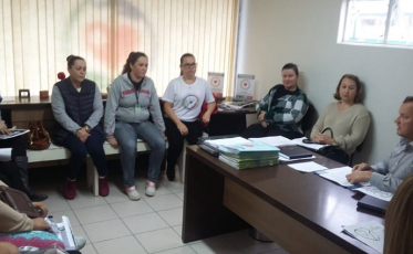 Morro da Fumaça: Secretaria de Saúde realiza roda de conversa sobre a fibromialgia