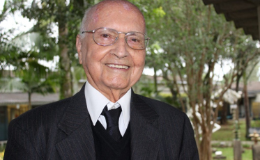 Prefeitura de Criciúma, Satc e Unesc decretam luto oficial de três dias pela morte de Ruy Hülse