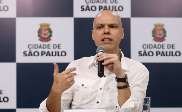 Prefeito de São Paulo, Bruno Covas, testa positivo para Covid-19