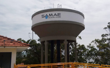 Moradores e veranistas seguem reclamando da água do Rincão