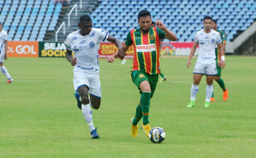 Sampaio Corrêa recebe o Confiança pela semifinal da Série C