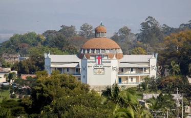 Sem festa mas com celebração no Caravaggio