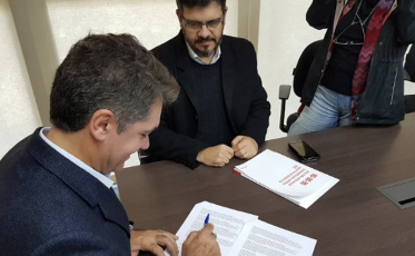 Criciúma assina Declaração de Paris e fortalece combate à AIDS