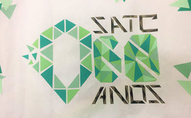 Alunos retratam em desenhos os 60 anos da Satc