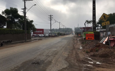 SC-442 apresenta mais um problema, mas obras continuam