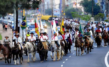 Agora é oficial, a Semana Farroupilha faz parte do calendário de eventos catarinense