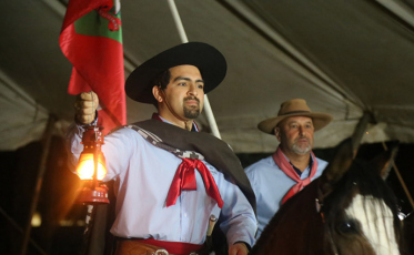 Semana Farroupilha: Chama Crioula é acesa em Içara