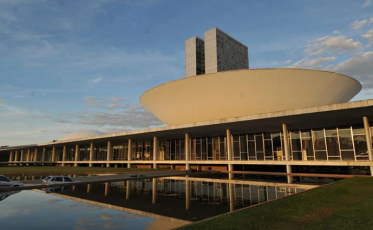 Senado terá disputa inédita para escolha do presidente