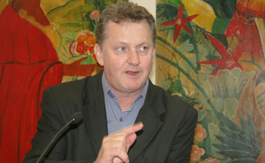 Acélio Casagrande diz que aceitaria continuar na Secretaria da Saúde