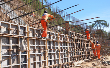 Faltando 10% para conclusão, obra da Serra da Rocinha ainda não tem data de entrega