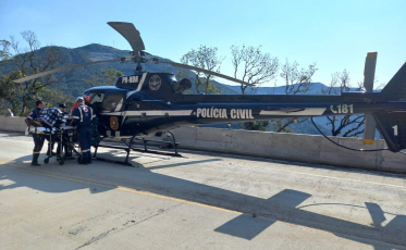 Trabalhador fica gravemente ferido após cair de sete metros na Serra da Rocinha