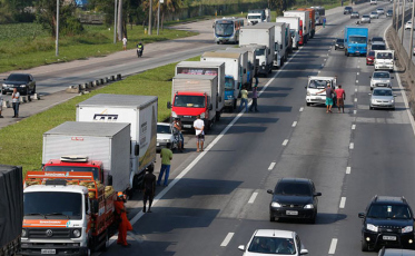Com crescimento de 6,6%, setor de serviços tem melhor marca desde 2011