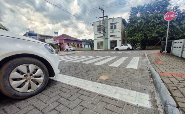 Prefeitura revitaliza pinturas de sinalização de trânsito em Nova Veneza