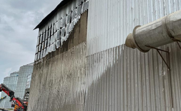 Silo de arroz pega fogo em Turvo