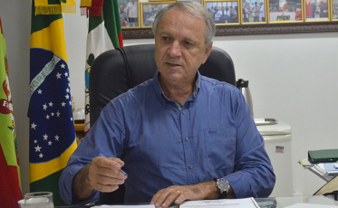 Sombrio vai ganhar rua coberta