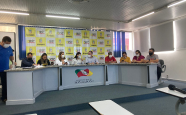 Prefeita de Sombrio Gislaine Cunha, realiza coletiva de imprensa 