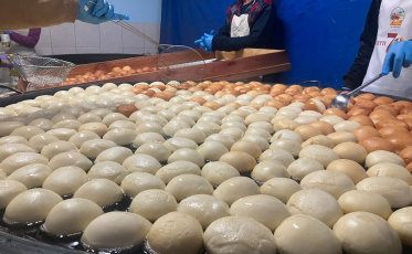 Fábrica de Sonhos inicia produção e contagia Rio Maina com cheirinho doce