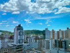 Semana de calor, ar abafado e temporais