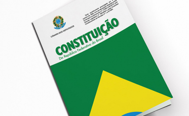 Especialista diz que é inconstitucional projeto popular para redução dos salários de vereadores