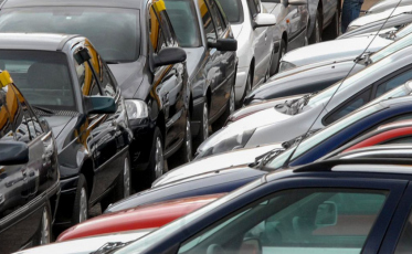 Financiamento de veículos dispara e cresce 12,8% no trimestre