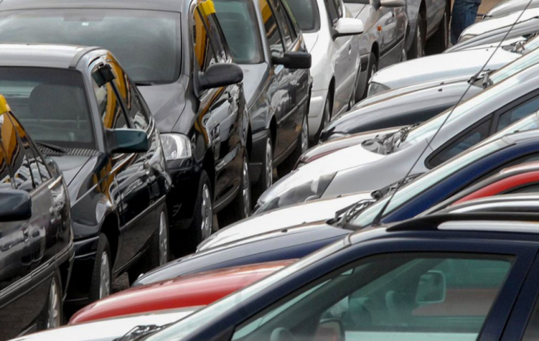 Financiamento de veículos dispara e cresce 12,8% no trimestre