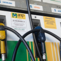 Gasolina brasileira passa a ter 32% de etanol; nova medida entra em vigor hoje