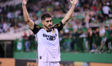 João Carlos completa 100 jogos pelo Criciúma e celebra evolução