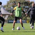 Eduardo Baptista é liberado de treino; César Martins também foi ausência da atividade