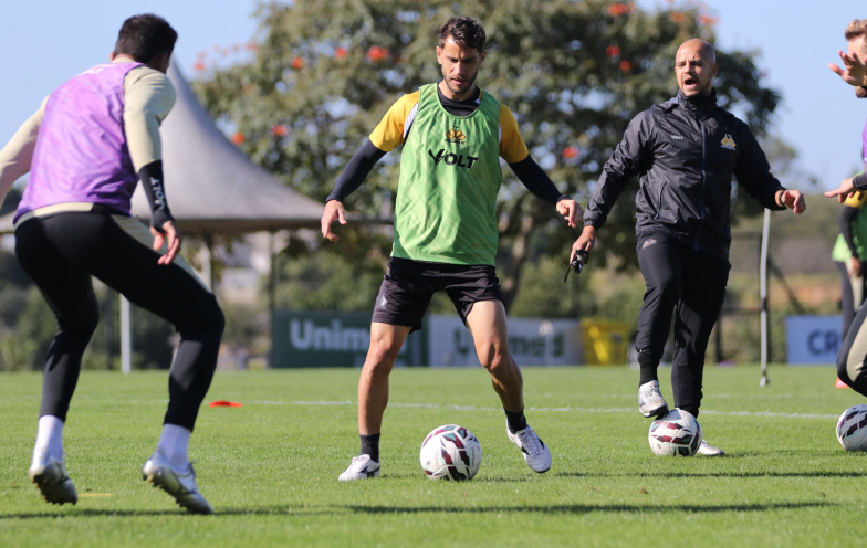 Eduardo Baptista é liberado de treino; César Martins também foi ausência da atividade