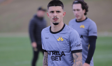 Leo Mana treina pela primeira vez