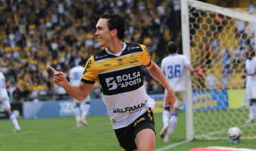 “Eu preciso dessa confiança”: Nicolas reencontra espaço, marca contra o Avaí e mira reta final pelo acesso
