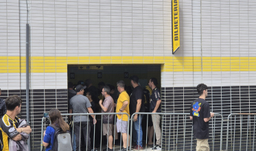 Ingressos gratuitos começam a ser distribuídos 