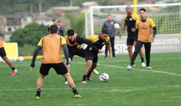Fellipe Mateus e Willean Lepo ausentes do treino; Tigre já projeta novo patrocinador máster