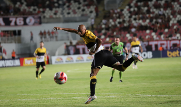 Coringa de Eduardo Baptista, Waguininho será apresentado pelo Criciúma